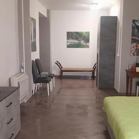 App Da Alfredo Vicino A Maria Cecilia Hospital ,piano Terra