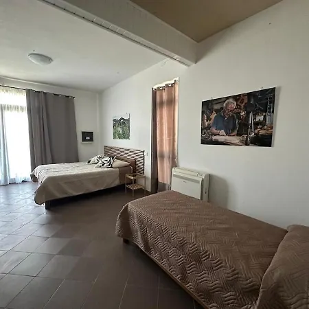 App Da Alfredo Vicino A Maria Cecilia Hospital ,piano Terra *